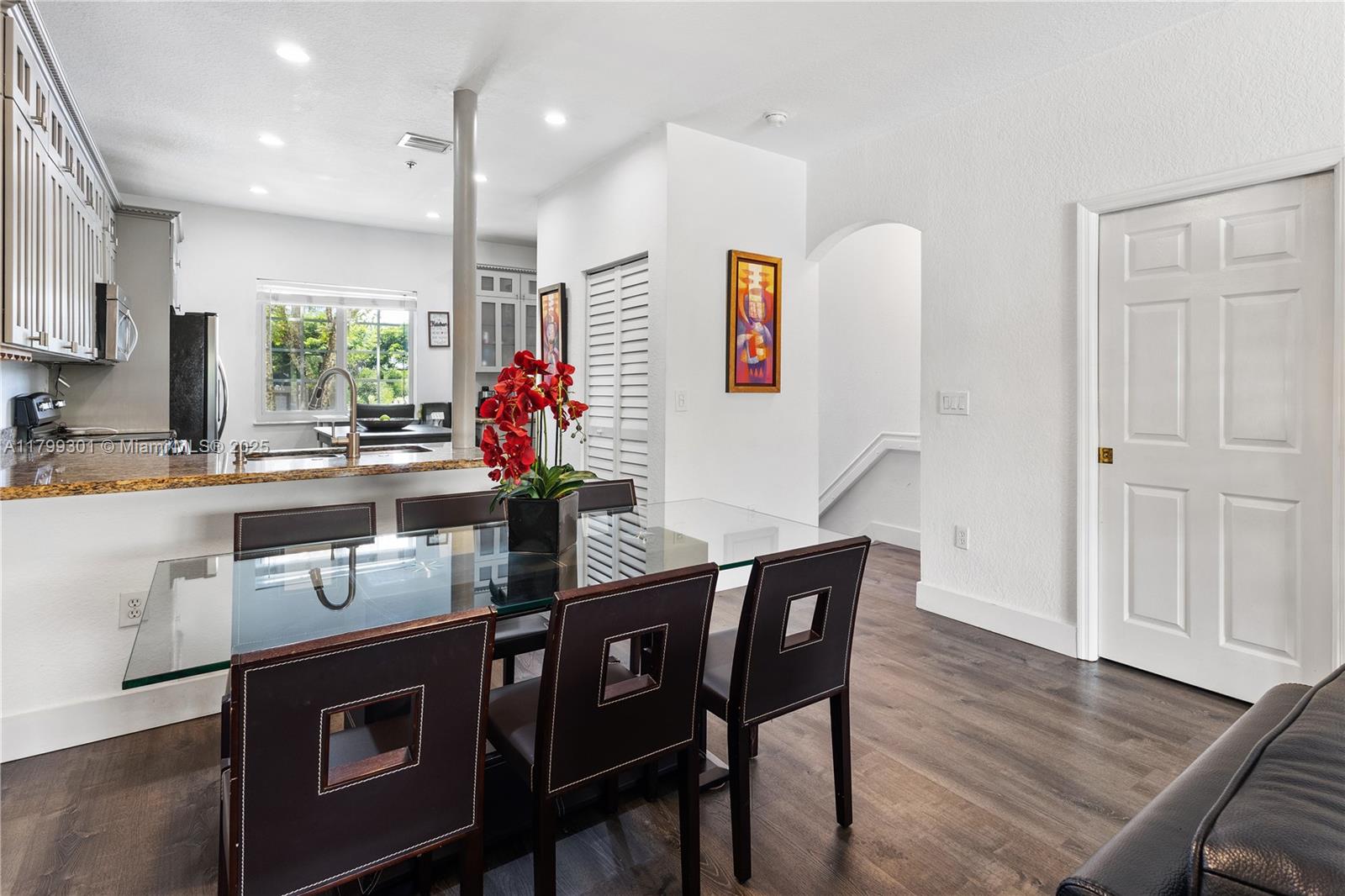 LAS BRISAS AT DORAL CONDO - Residential