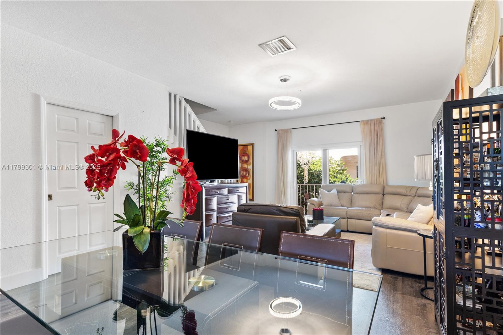 LAS BRISAS AT DORAL CONDO - Residential