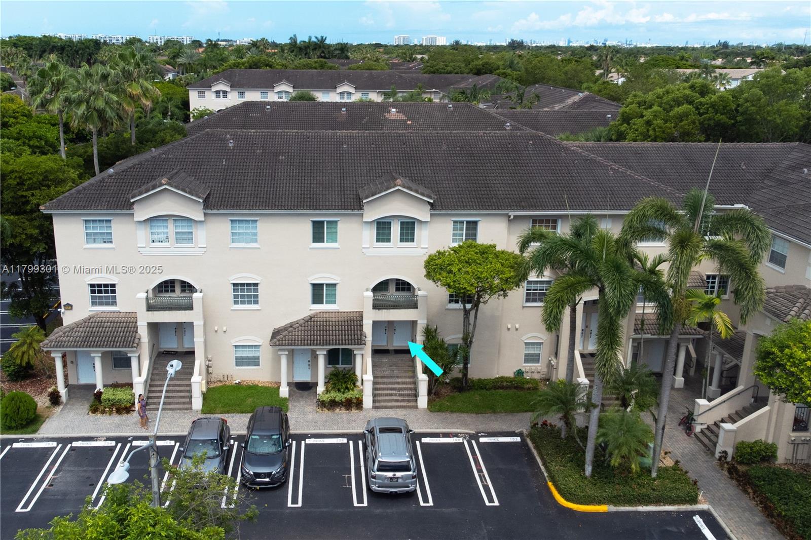 LAS BRISAS AT DORAL CONDO - Residential