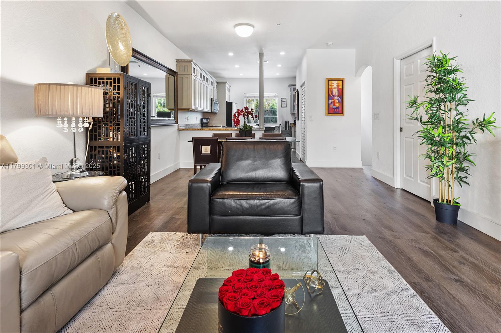 LAS BRISAS AT DORAL CONDO - Residential