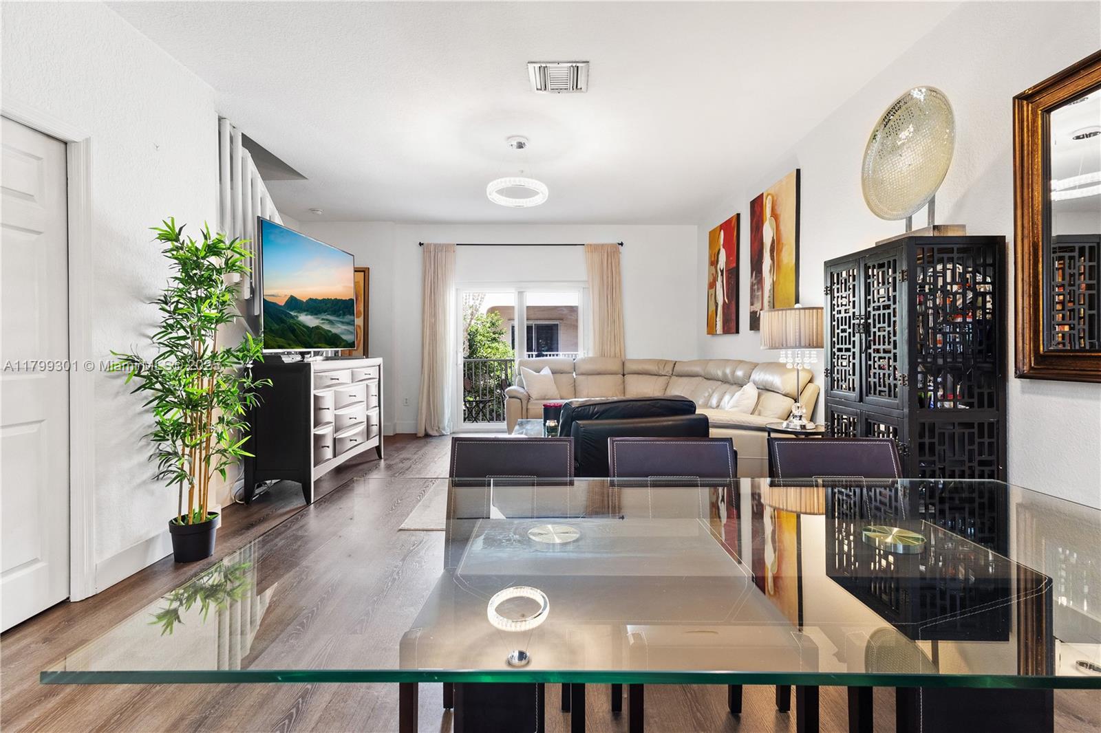 LAS BRISAS AT DORAL CONDO - Residential