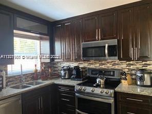 CAROL CITY GARDENS 2ND AD - Residential