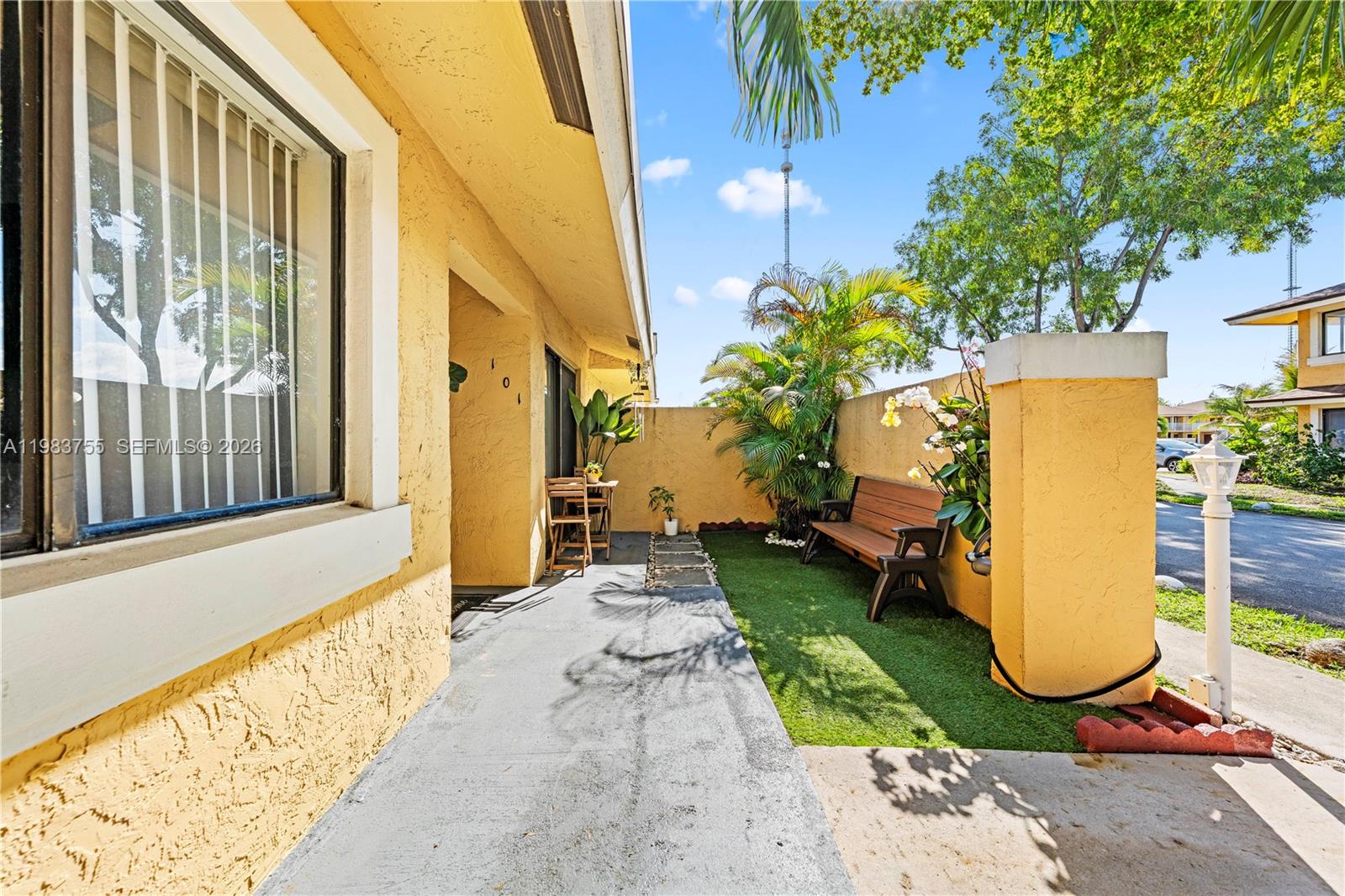 MISTY LAKE CONDO - Residential