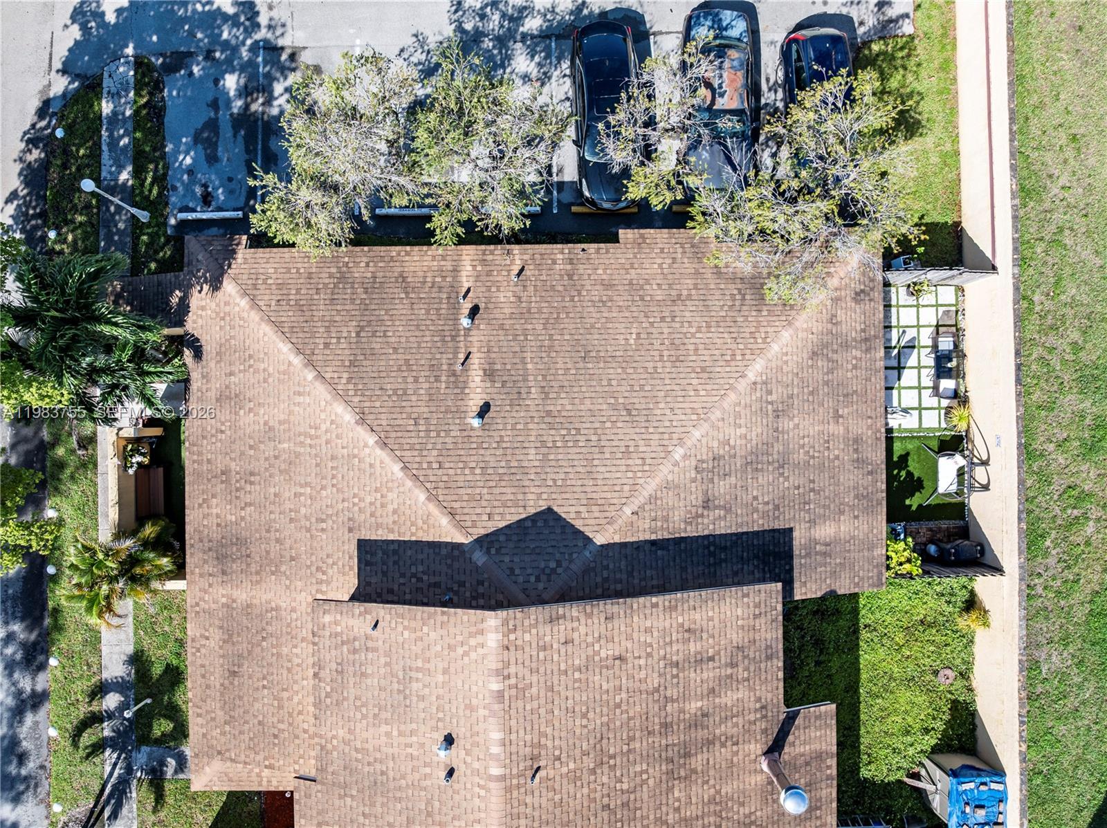 MISTY LAKE CONDO - Residential