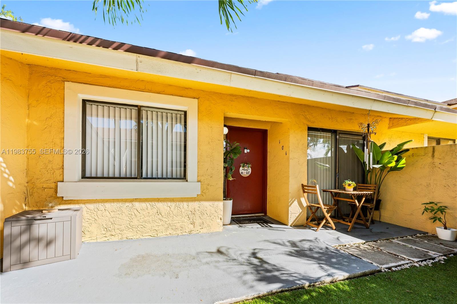 MISTY LAKE CONDO - Residential