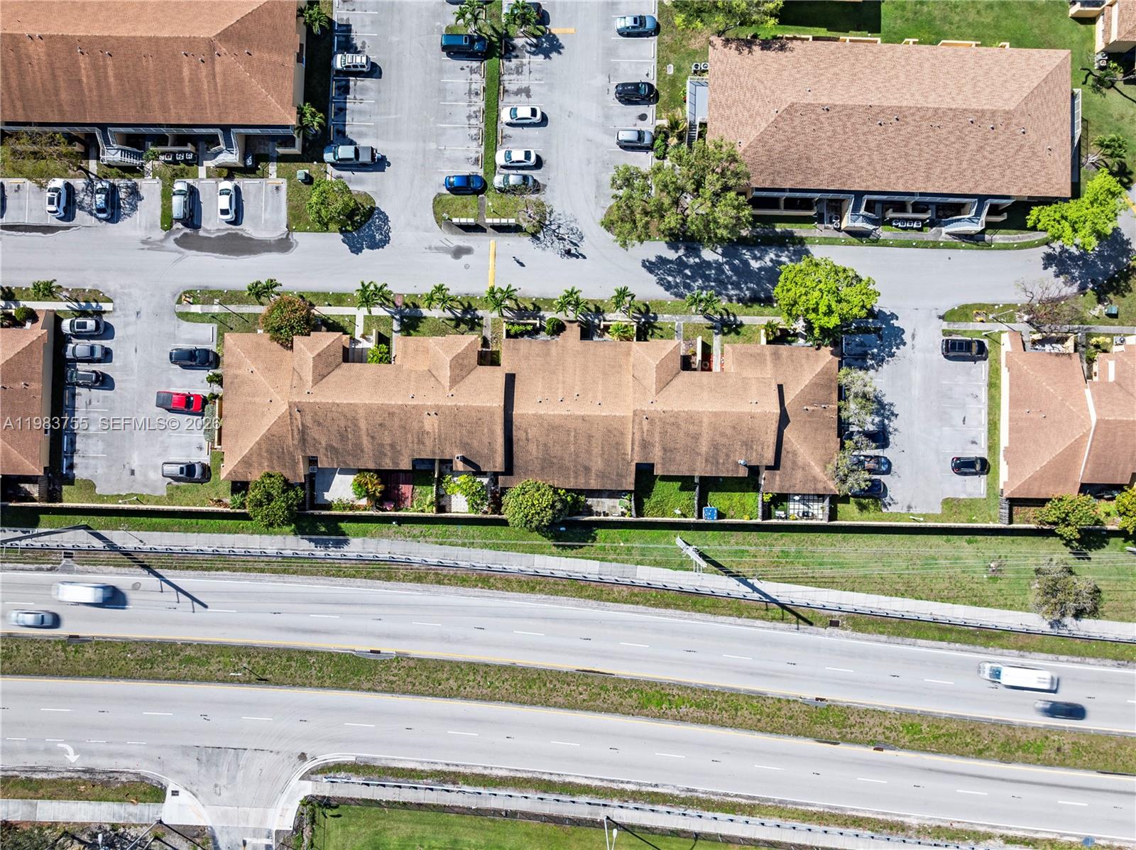 MISTY LAKE CONDO - Residential