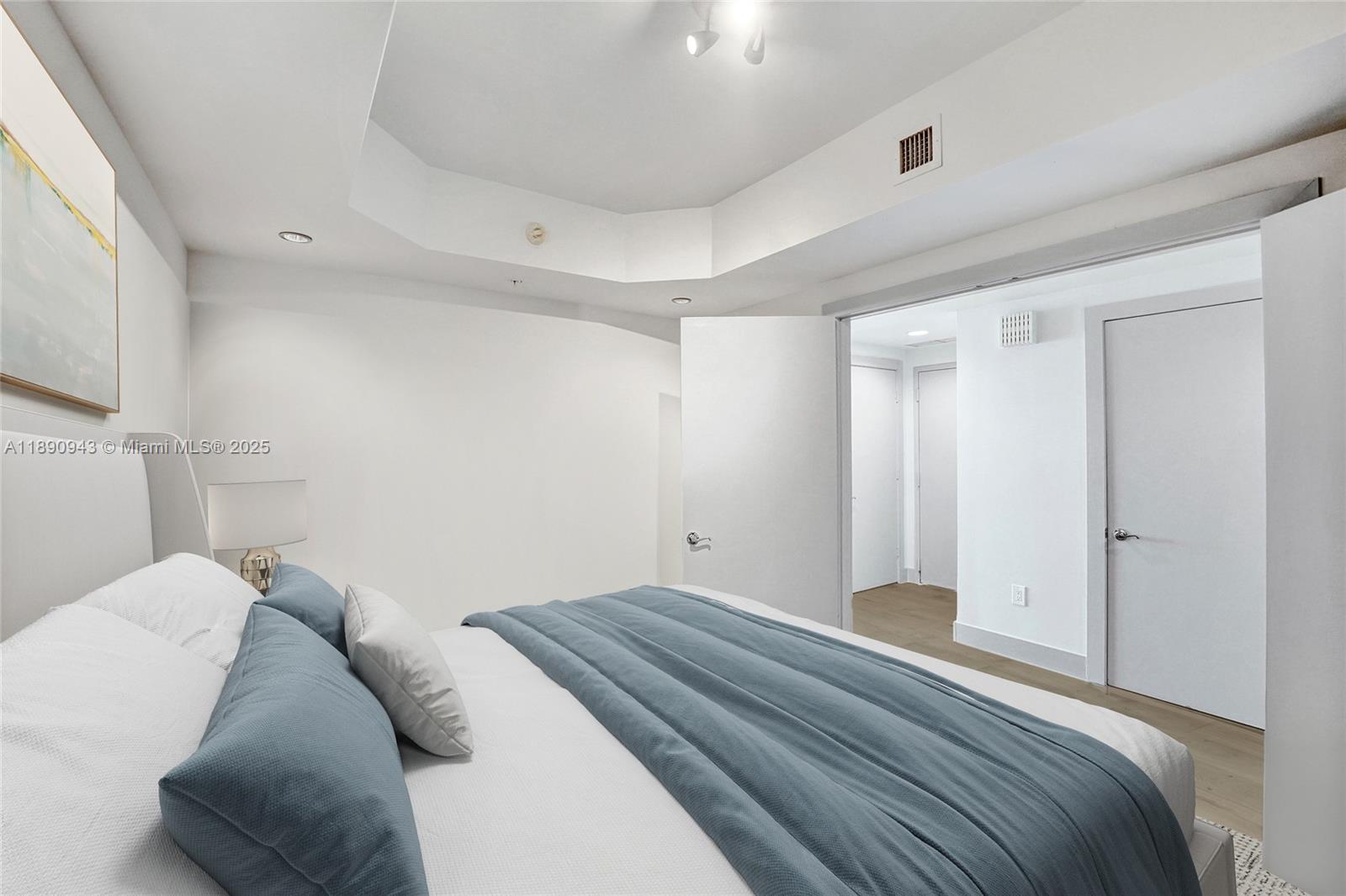 DIPLOMAT OCEANFRONT RESID - Residential