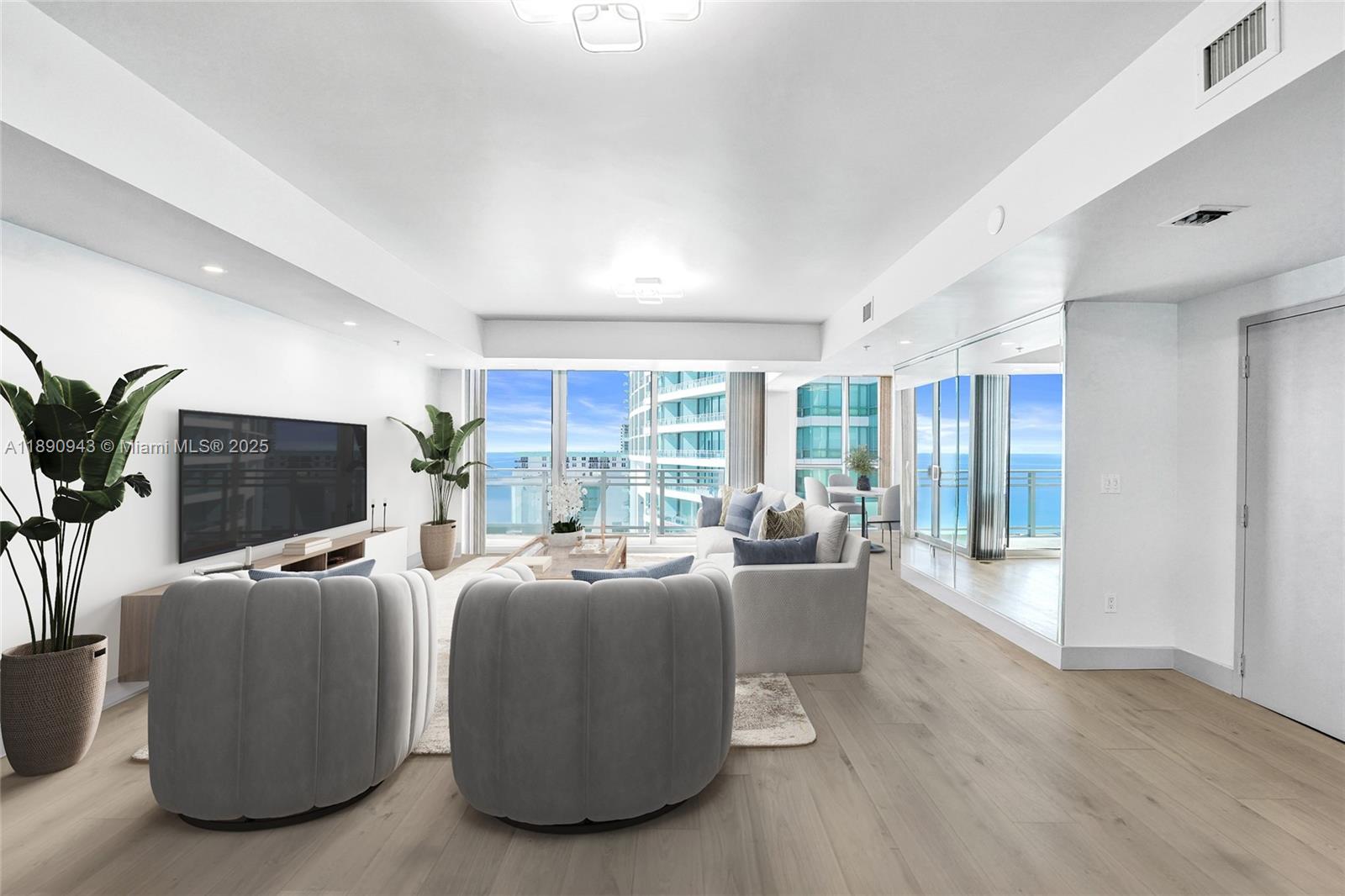 DIPLOMAT OCEANFRONT RESID - Residential