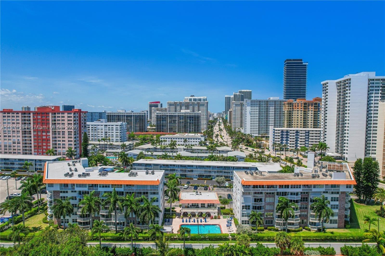 GOLDEN VIEW CONDO - Residential