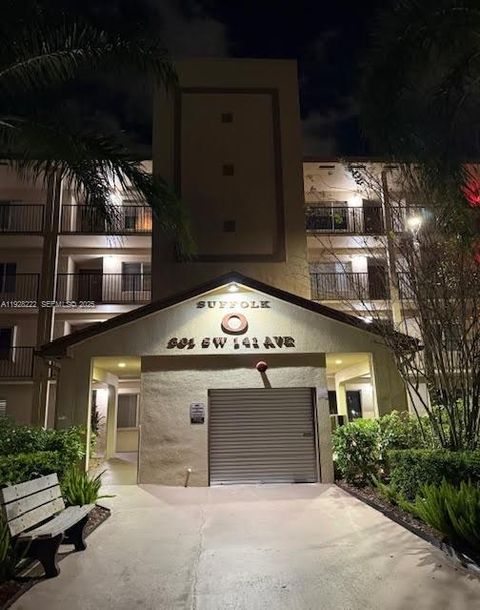 801 SW 141st Ave 106O Pembroke Pines FL 33027