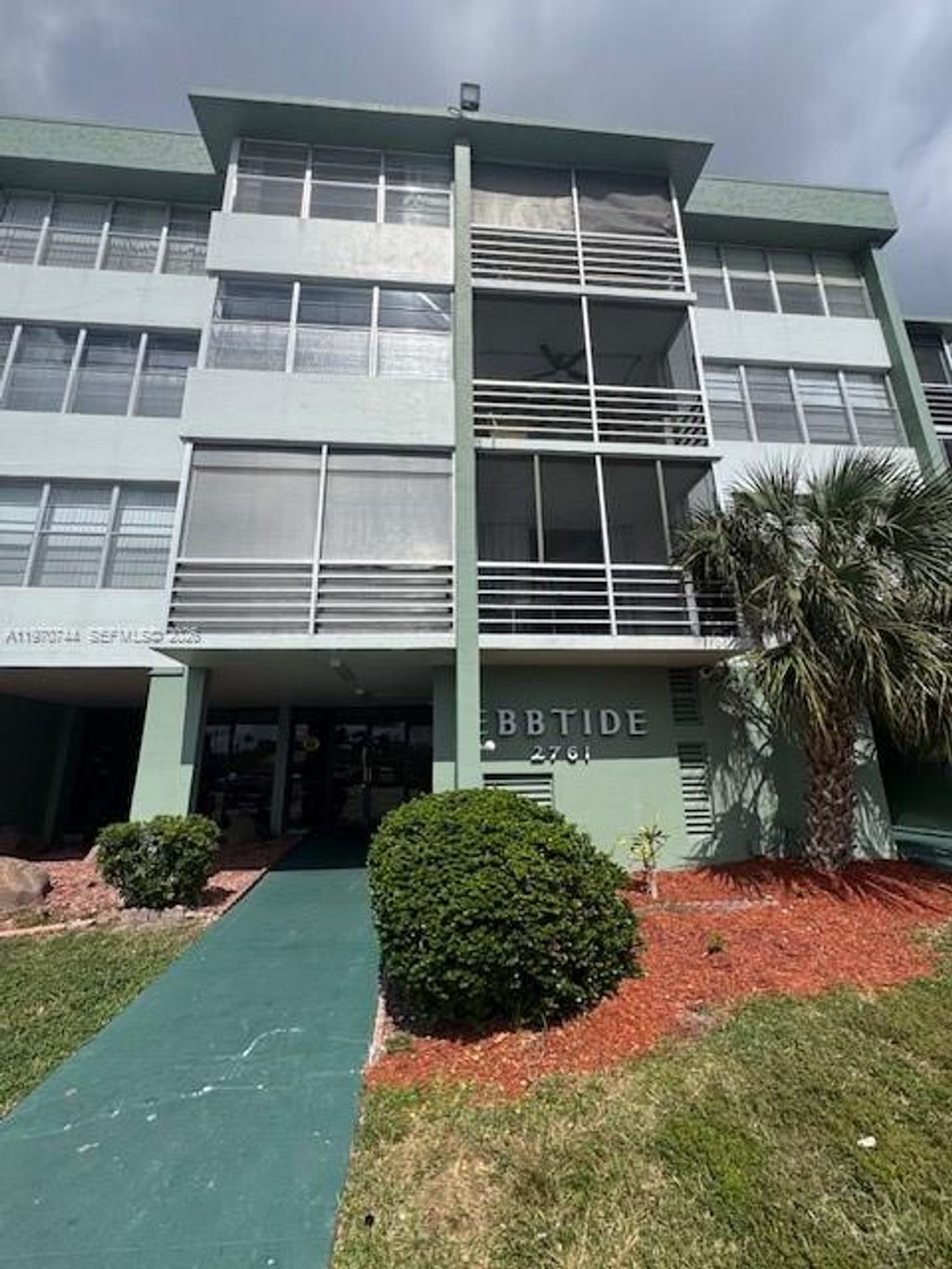 Photo of 2761 Taft St #408, Hollywood, FL 33020 (MLS # A11970744)