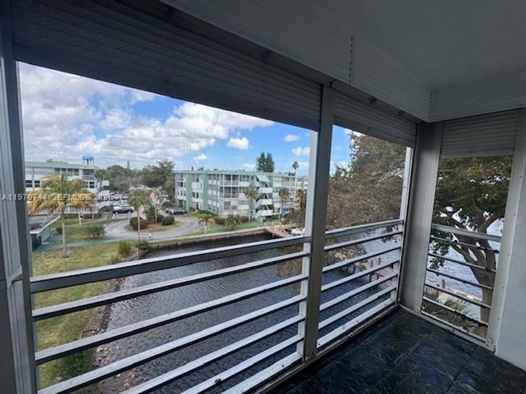 Photo of 2761 Taft St #408, Hollywood, FL 33020 (MLS # A11970744)