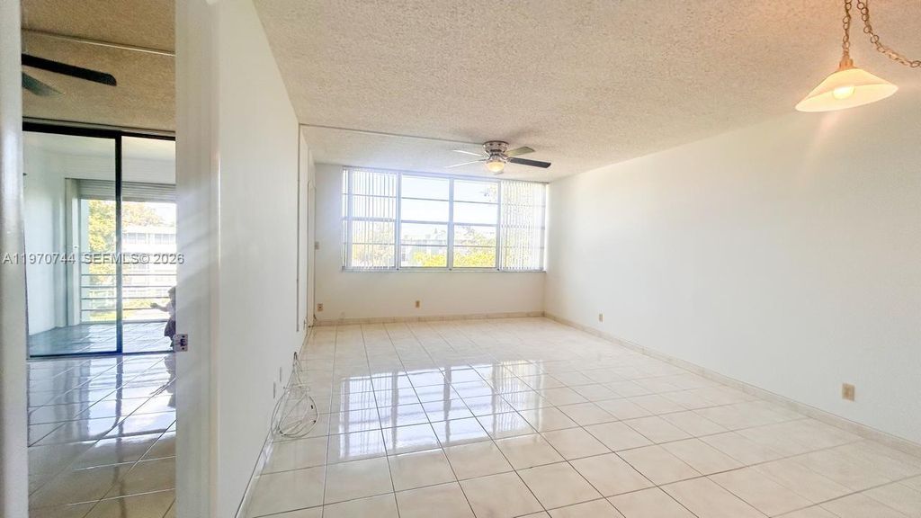 Photo of 2761 Taft St #408, Hollywood, FL 33020 (MLS # A11970744)
