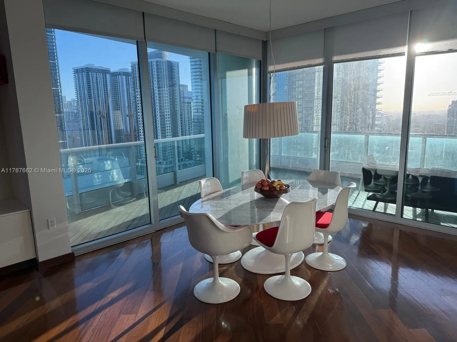 Miami, Florida 33132, United States, 2 Bedrooms Bedrooms, ,4 BathroomsBathrooms,Residential,Active,92000