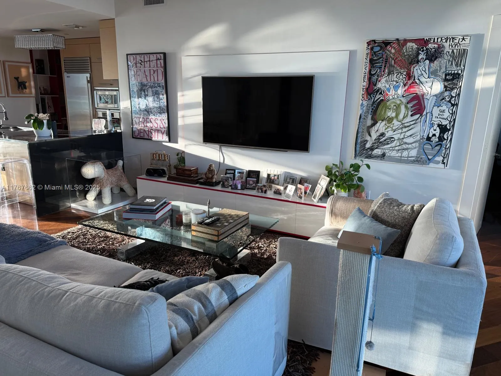 Miami, Florida 33132, United States, 2 Bedrooms Bedrooms, ,4 BathroomsBathrooms,Residential,Active,92000