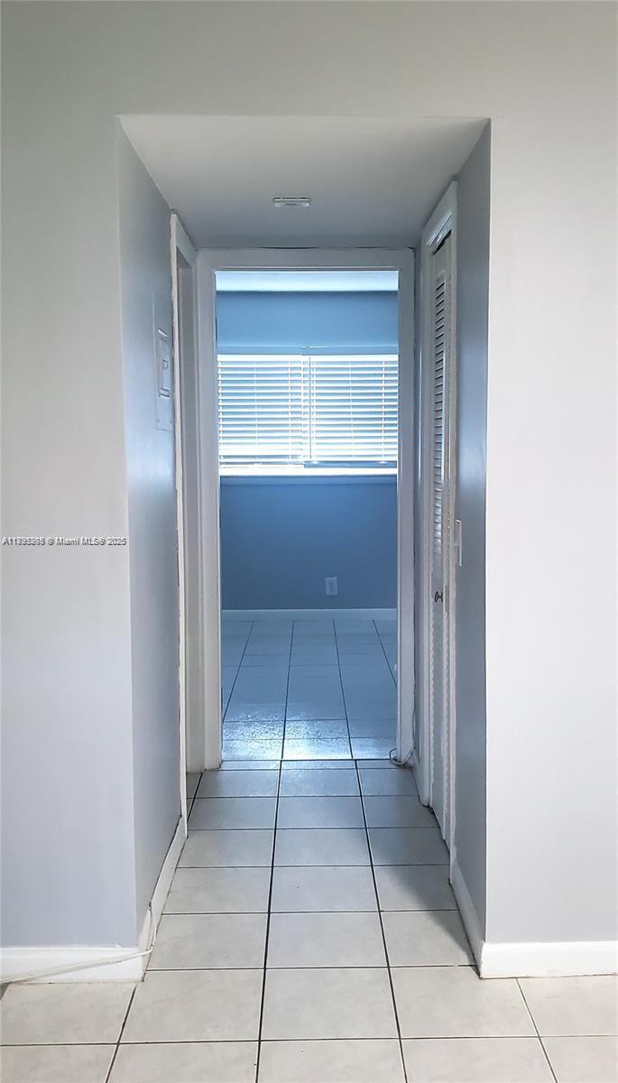 PARADISE BY THE SEA CONDO - Residential Lease