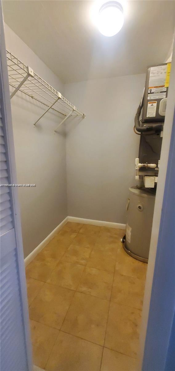 PARADISE BY THE SEA CONDO - Residential Lease