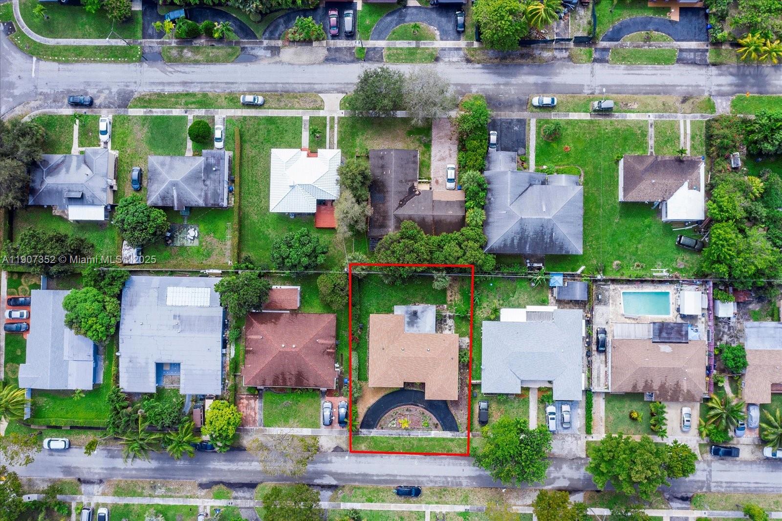 UNIT 1 MONTICELLO PARK - Residential Lease