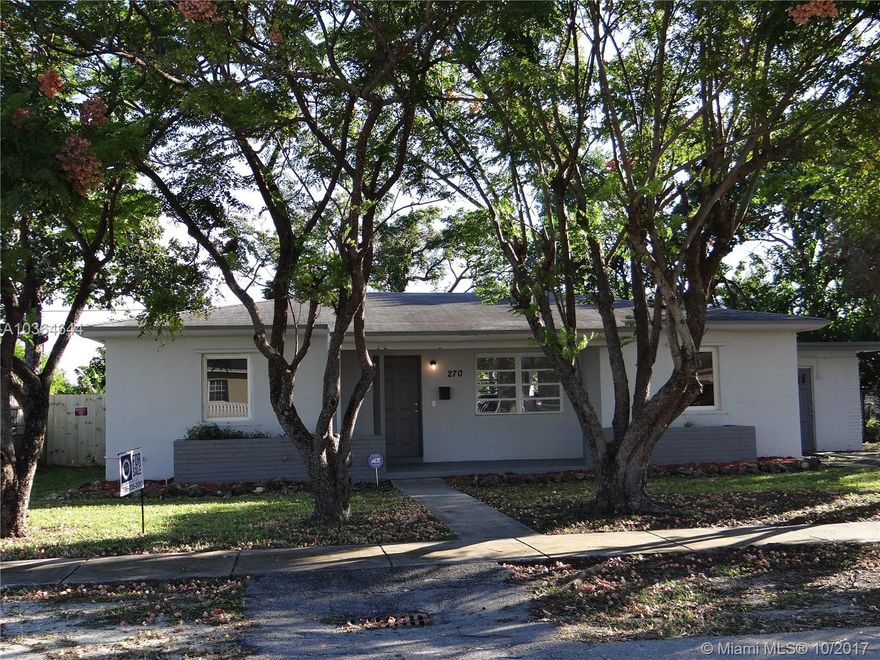 GREAT INVESTMENT, HAS AN ADDITIONAL ROOM FOR AN EFFICIENCY. APPLIANCES WILL BE INSTALL AT CLOSING (STAINLESS STEEL STOVE AND REFRIGERATOR)
HAS AN ALARM, PLEASE TEXT OR CALL AGENT BEFORE SHOWING PROPERTY.