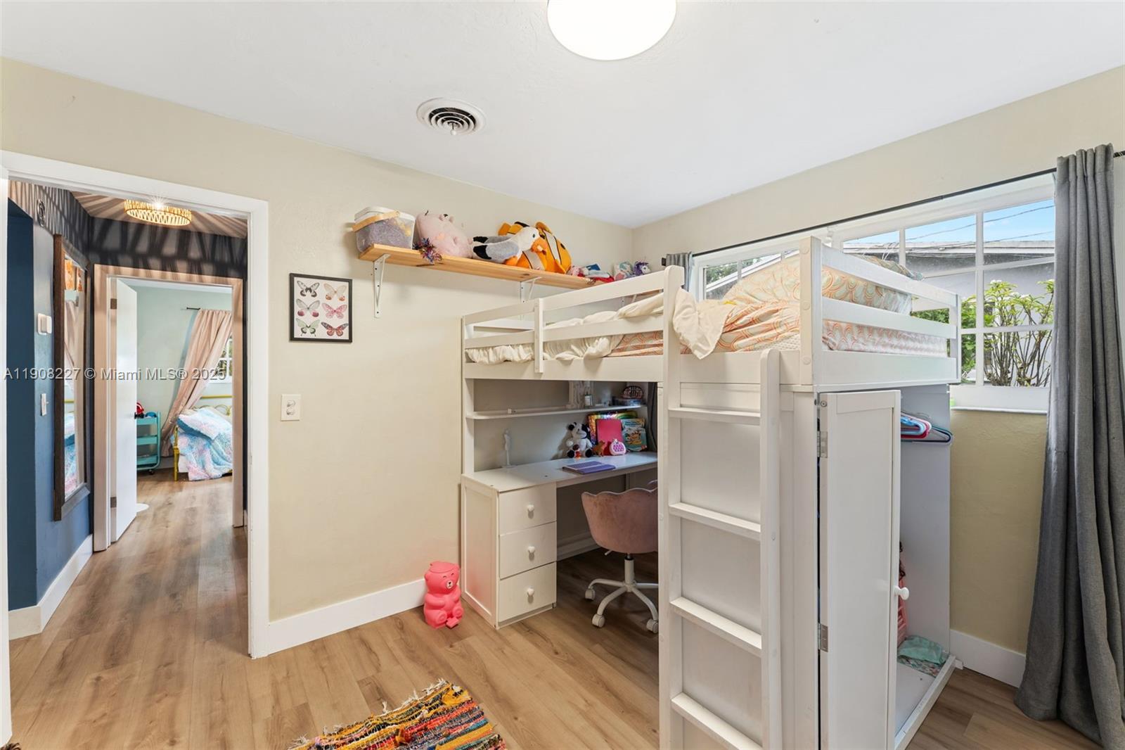 HOLLYWOOD HILLS AMEN PLAT - Residential