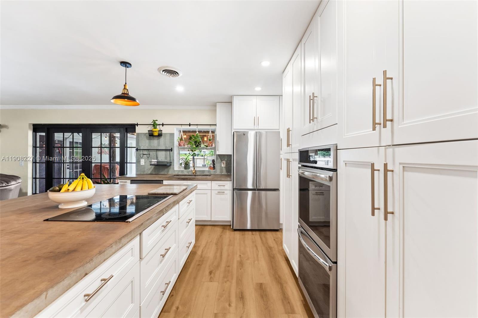 HOLLYWOOD HILLS AMEN PLAT - Residential