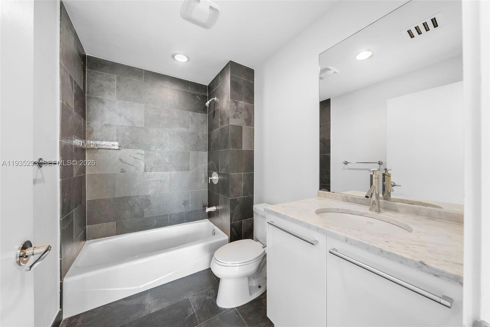 900 BISCAYNE BAY CONDO - Residential