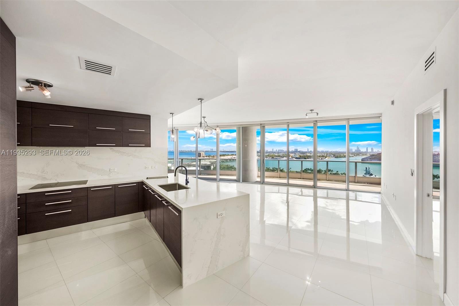900 BISCAYNE BAY CONDO - Residential