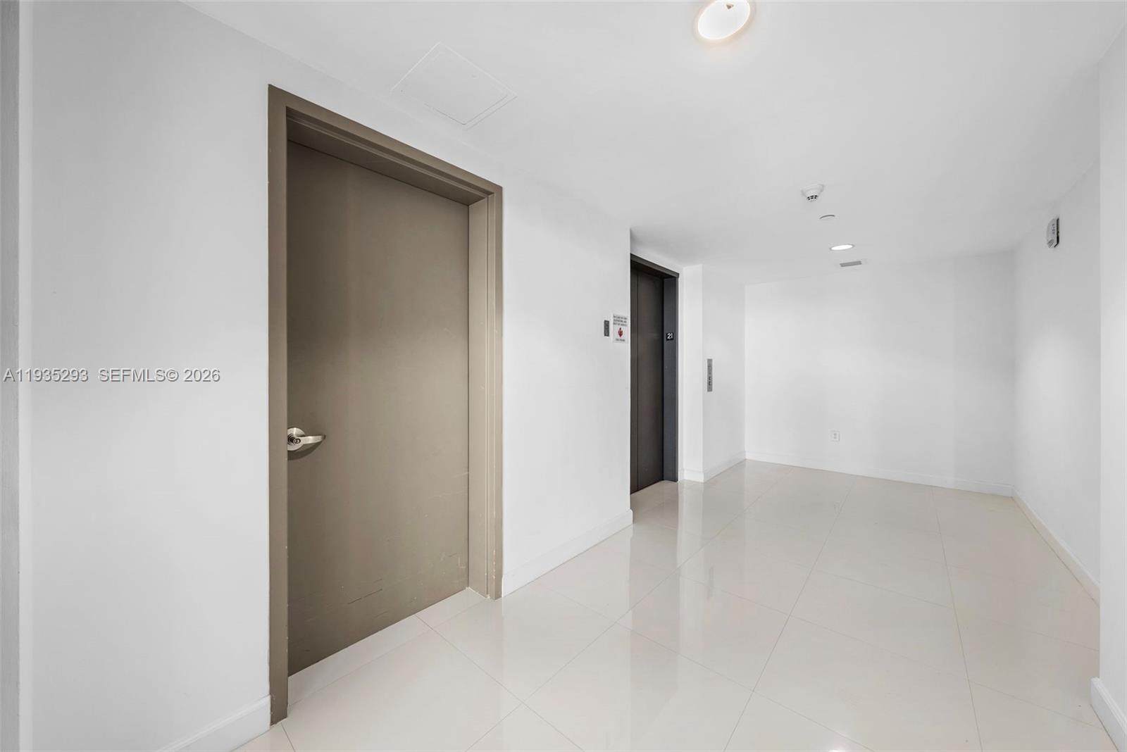 900 BISCAYNE BAY CONDO - Residential