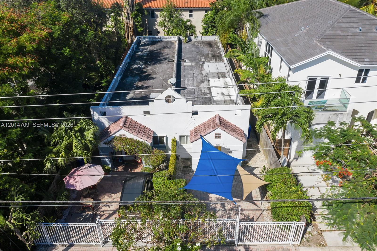 3235 Day Ave 1