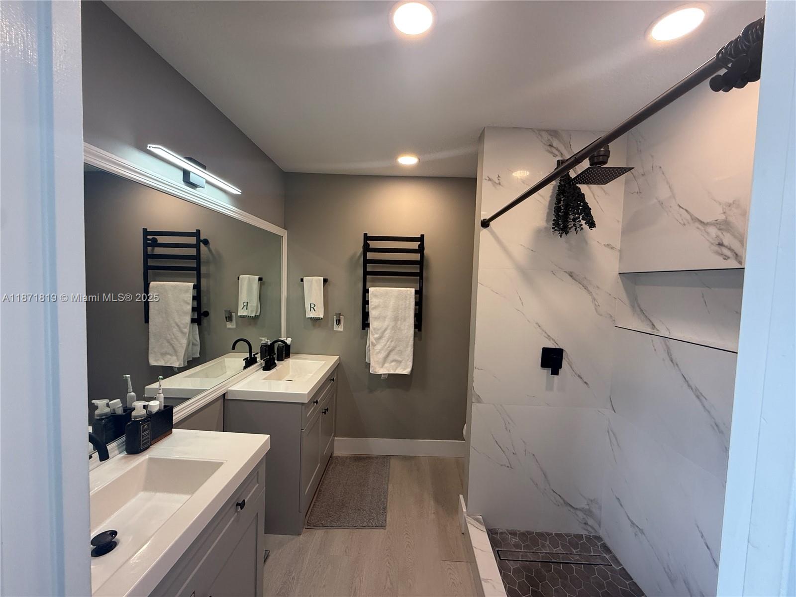 U S LEND LEASE PLAT NO ON - Residential