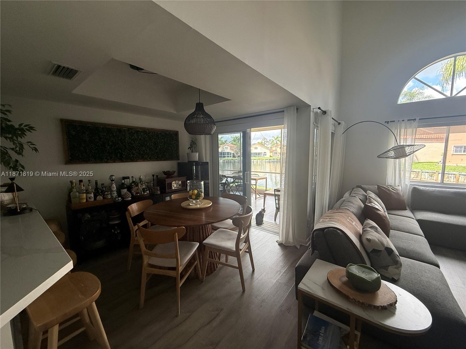 U S LEND LEASE PLAT NO ON - Residential