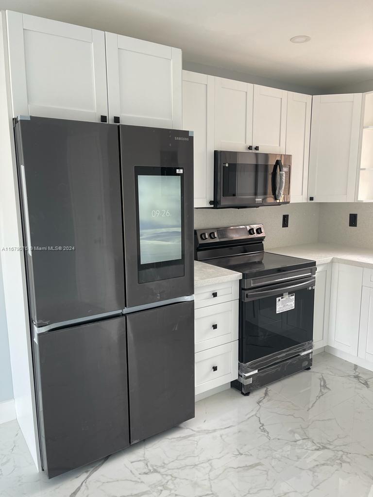 PLAZA MARIA CONDO - Residential
