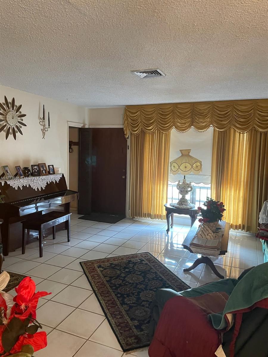 ARTHUR TREISTER ESTS - Residential