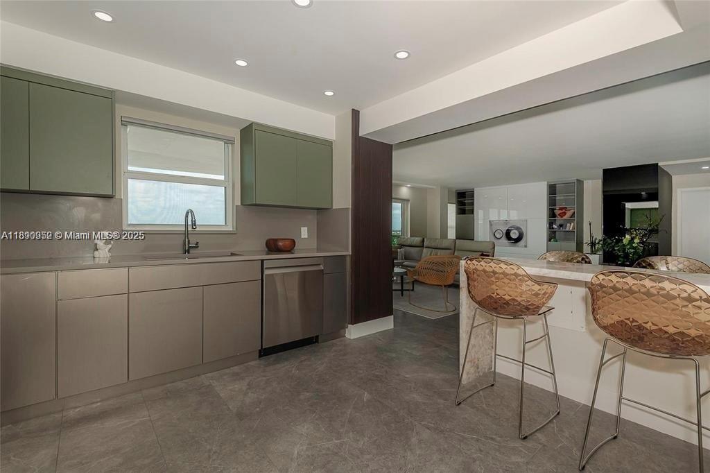 PLAYA DEL MAR CONDO - Residential Lease