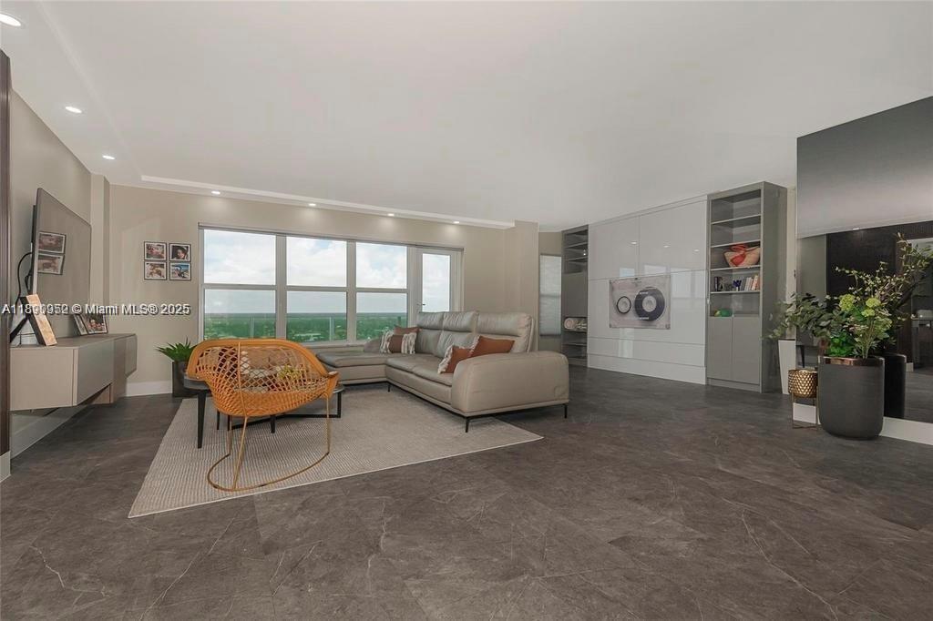 PLAYA DEL MAR CONDO - Residential Lease