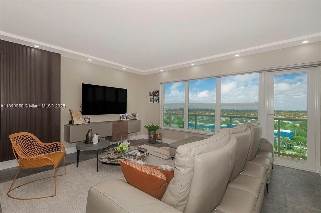 PLAYA DEL MAR CONDO - Residential Lease