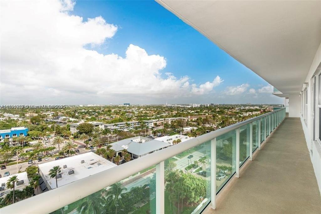 PLAYA DEL MAR CONDO - Residential Lease