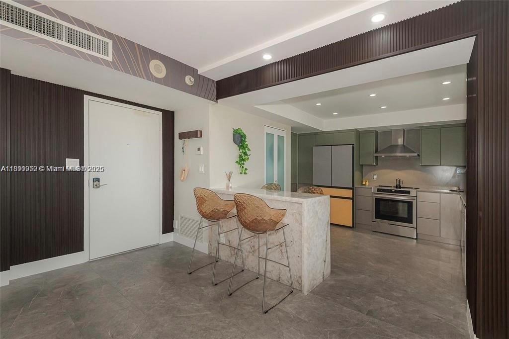 PLAYA DEL MAR CONDO - Residential Lease