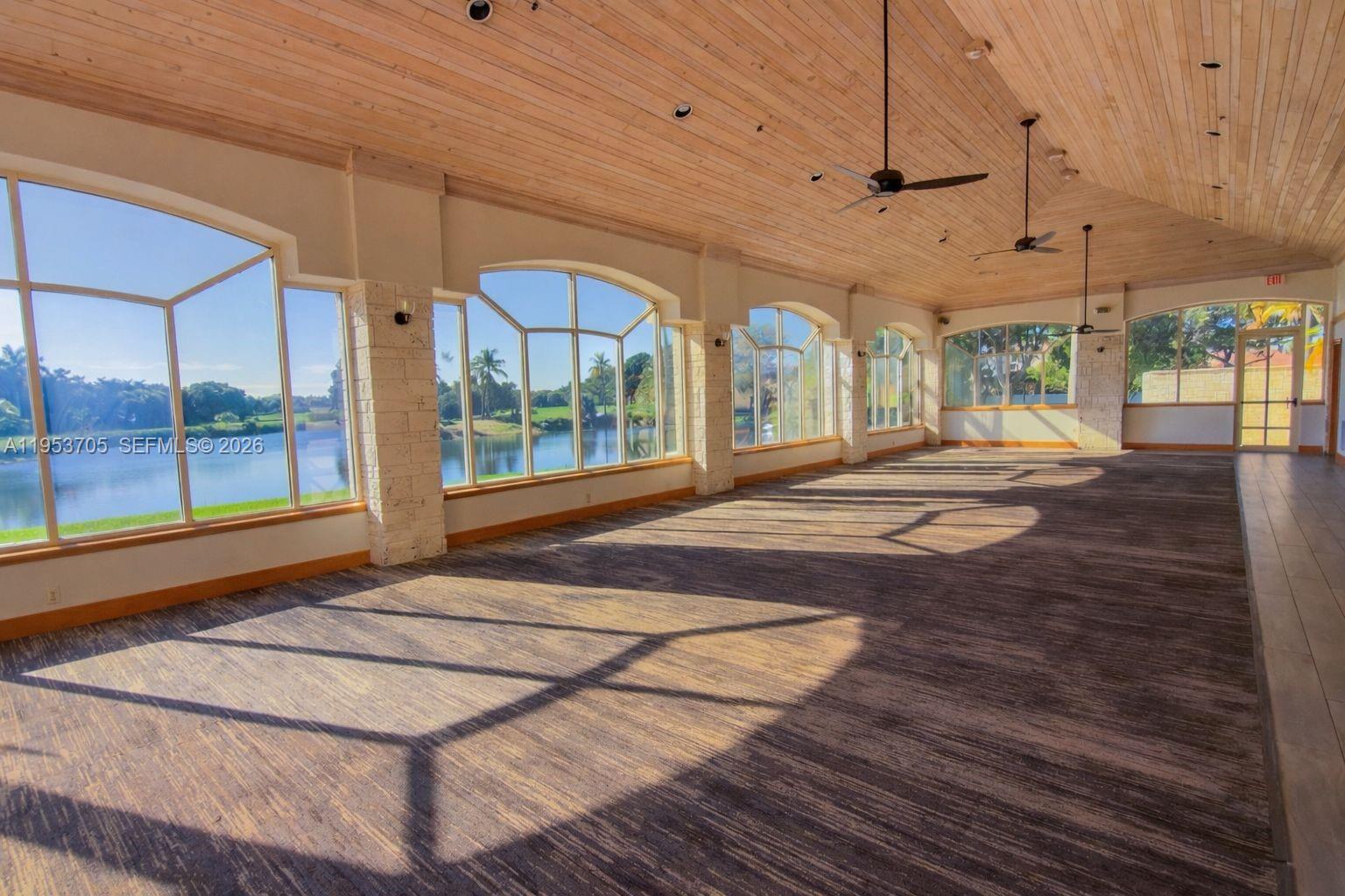 DORAL HOUSE CONDO NO 3 - Residential