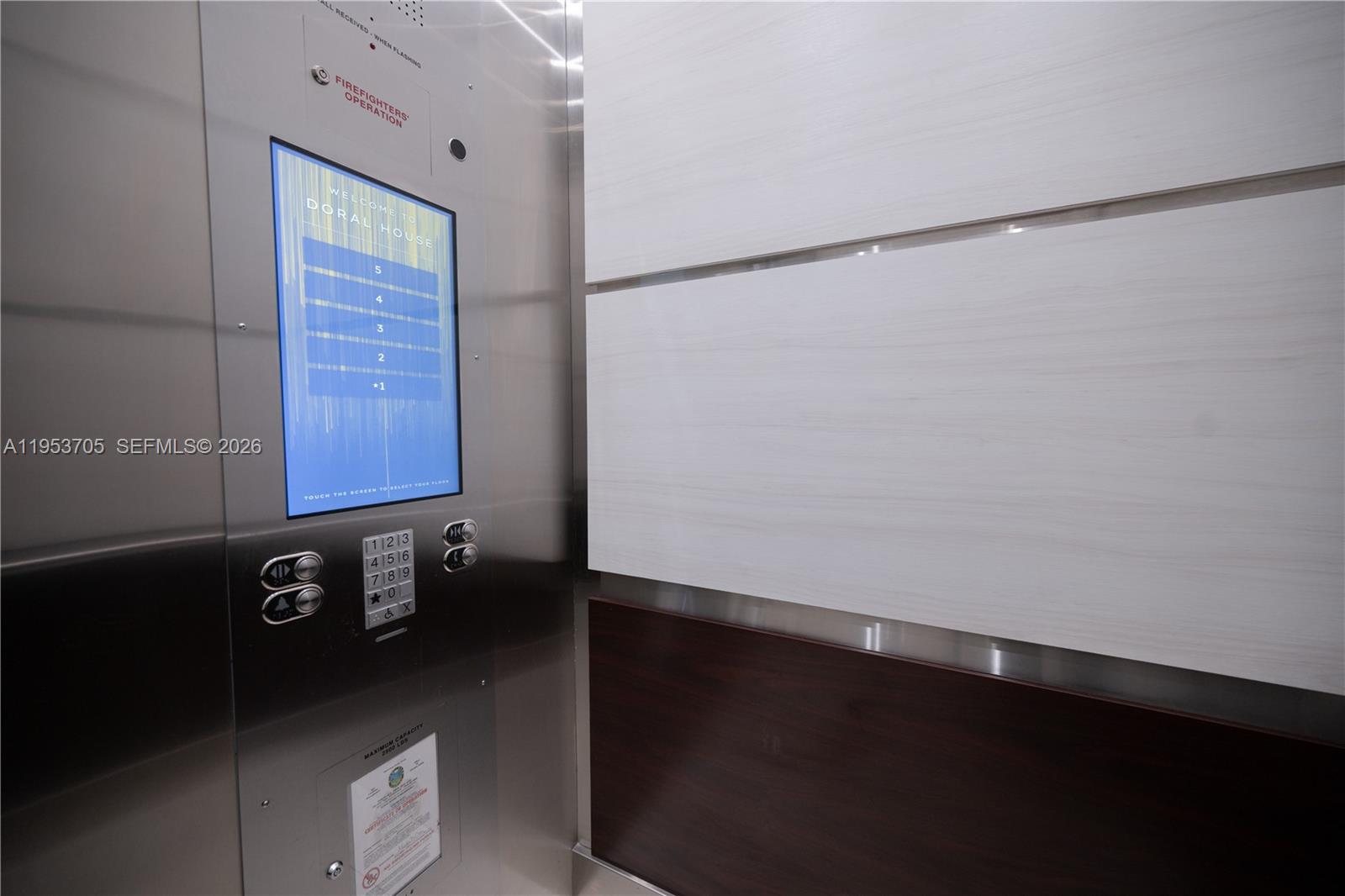 DORAL HOUSE CONDO NO 3 - Residential