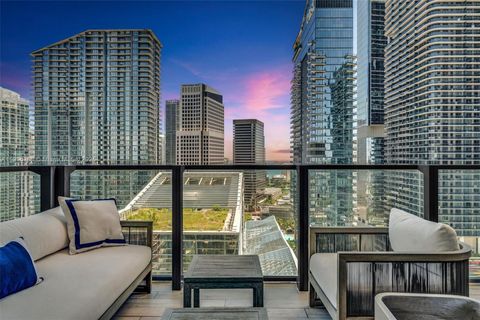 88 SW 7th St 2107 Miami FL 33130