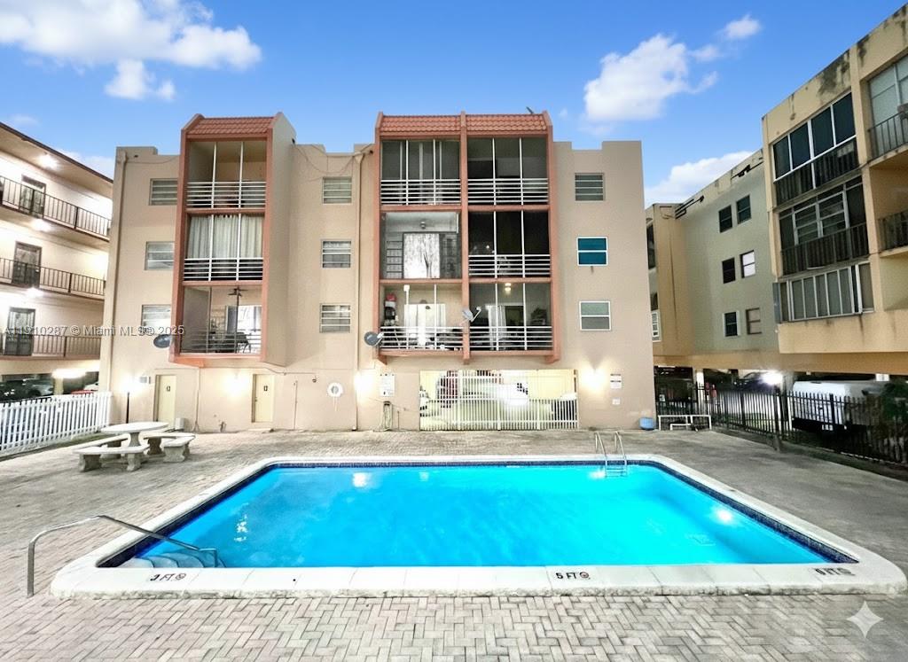 ROYAL PALMETTO CONDO - Residential Lease