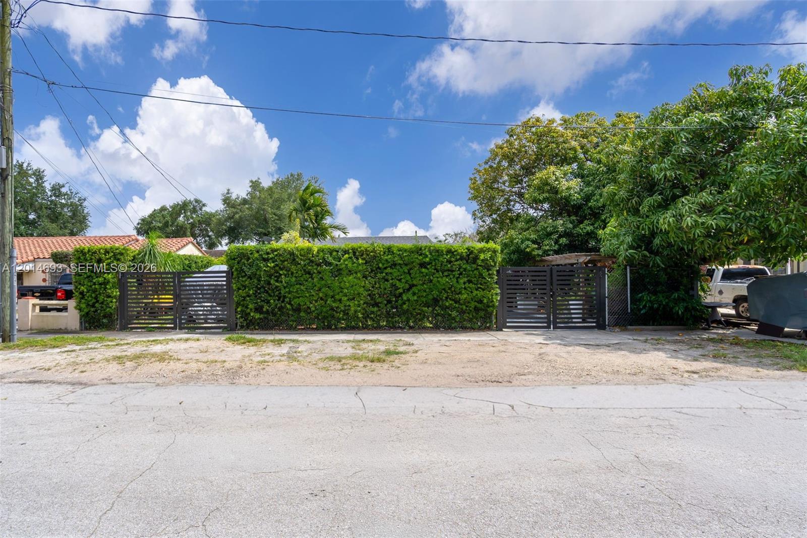 SHERWOOD HEIGHTS - Residential