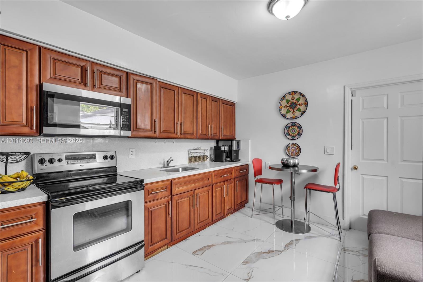 SHERWOOD HEIGHTS - Residential