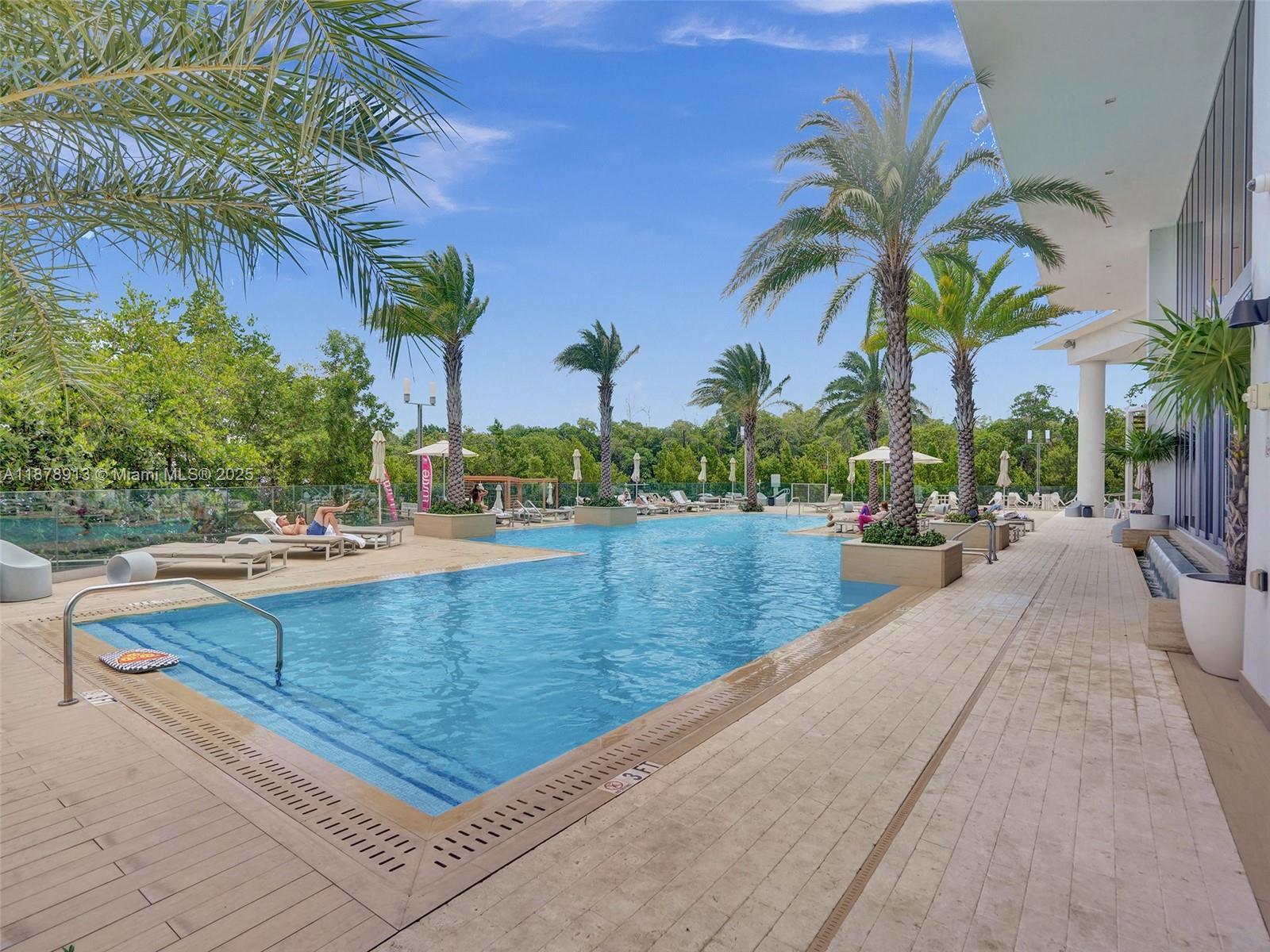 THE HARBOUR NORTH CONDO - Residential Lease