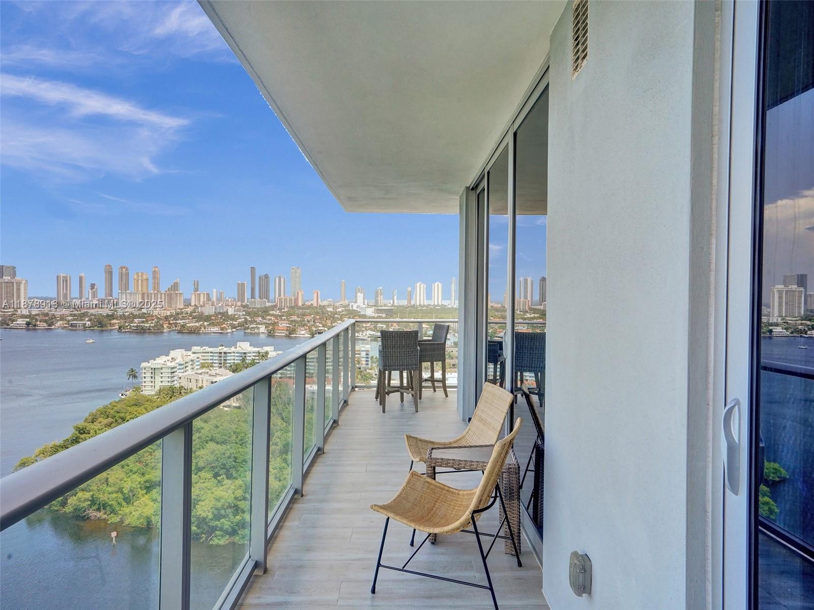 THE HARBOUR NORTH CONDO - Residential Lease