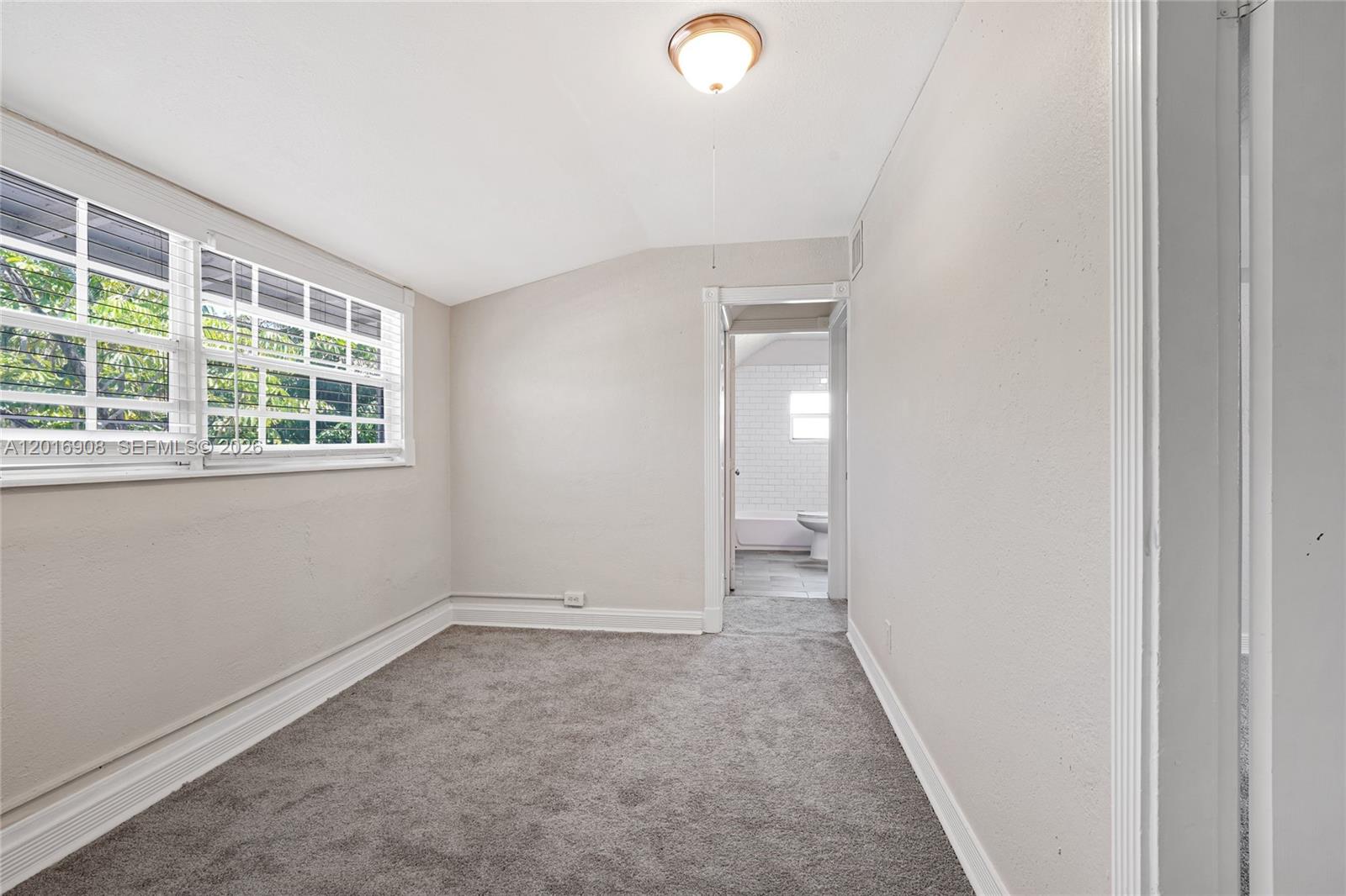 LAKE WORTH TOWN OF - Residential