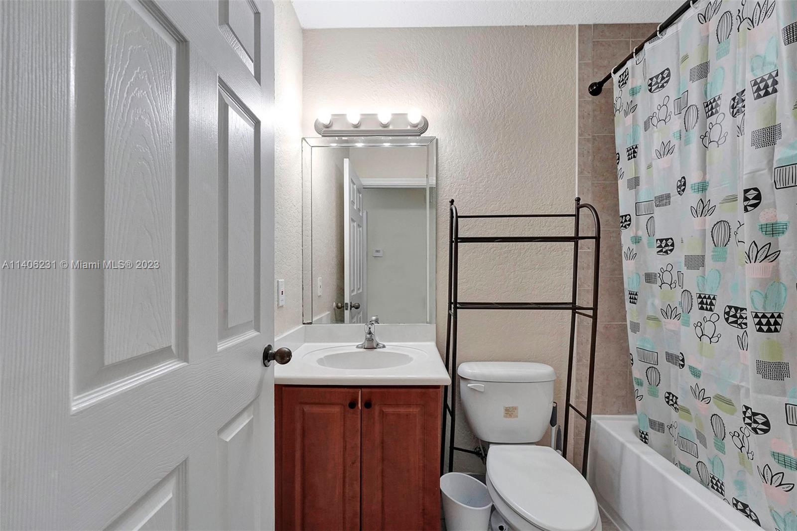 LAKESIDE SUBDIVISION - Residential