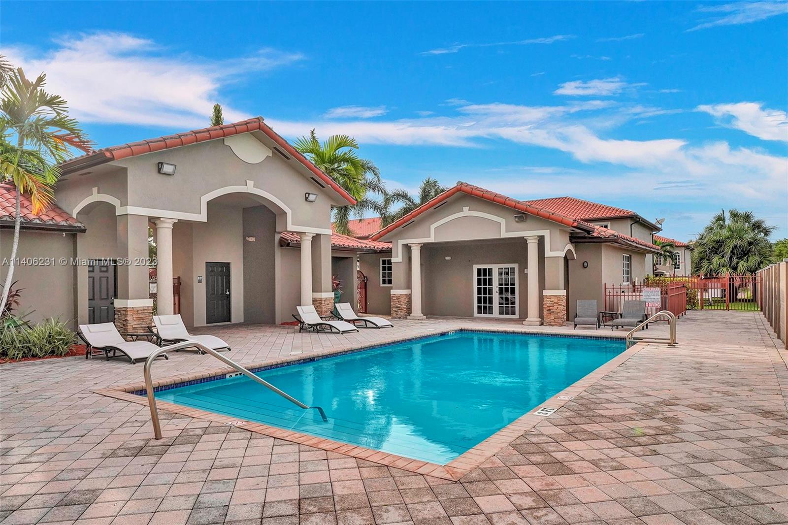 LAKESIDE SUBDIVISION - Residential