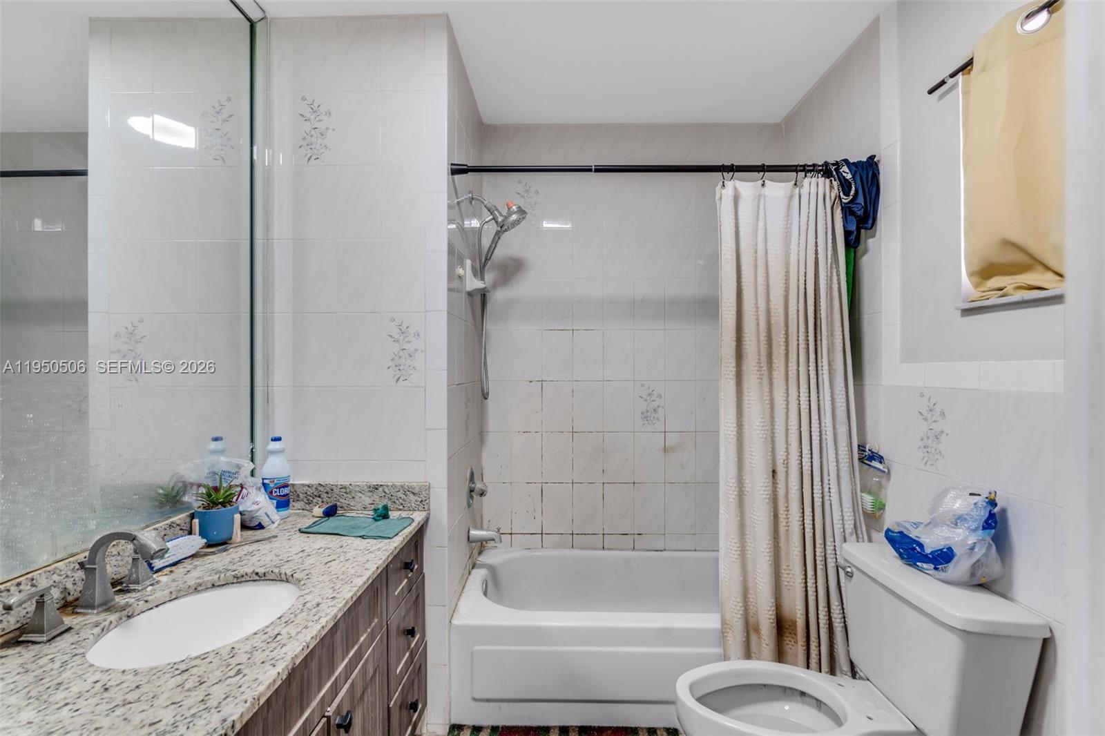 RIVIERA II - Residential